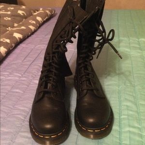 Dr marten boots